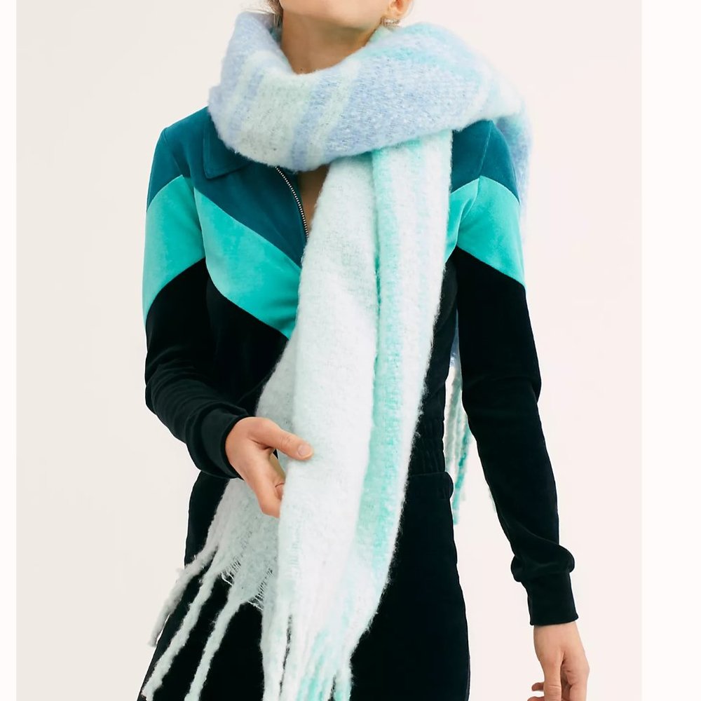 Gemini Plaid Blanket Scarf